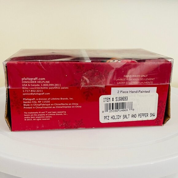 Pfaltzgraff Collectibles Snowman Pals Salt and Pepper Shakers Set for Christmas - Picture 6 of 12